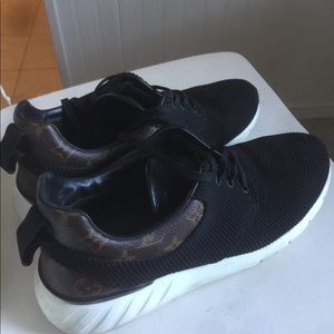 Louis  Vuitton Fast Lane  Monogram Sneaker
